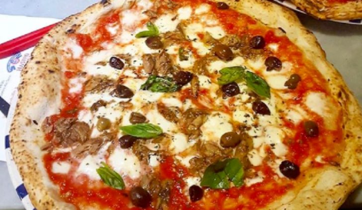 Pizze che si possono mangiare in gravidanza Credits © Sorbillo Instagram