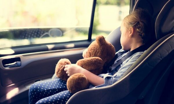 legge antiabbandono seggiolini auto