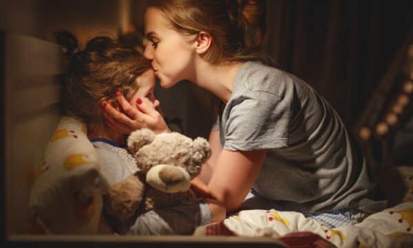 mettere i bambini a letto presto