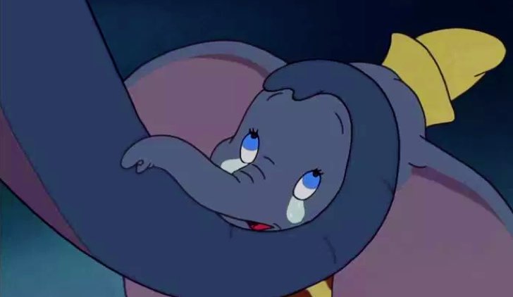 Cartoni Disney tristi Dumbo