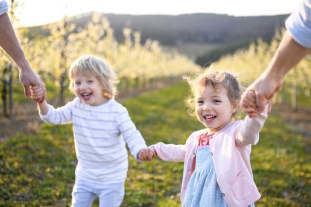 Le cose che chi non ha figli non dovrebbe dire ai genitori