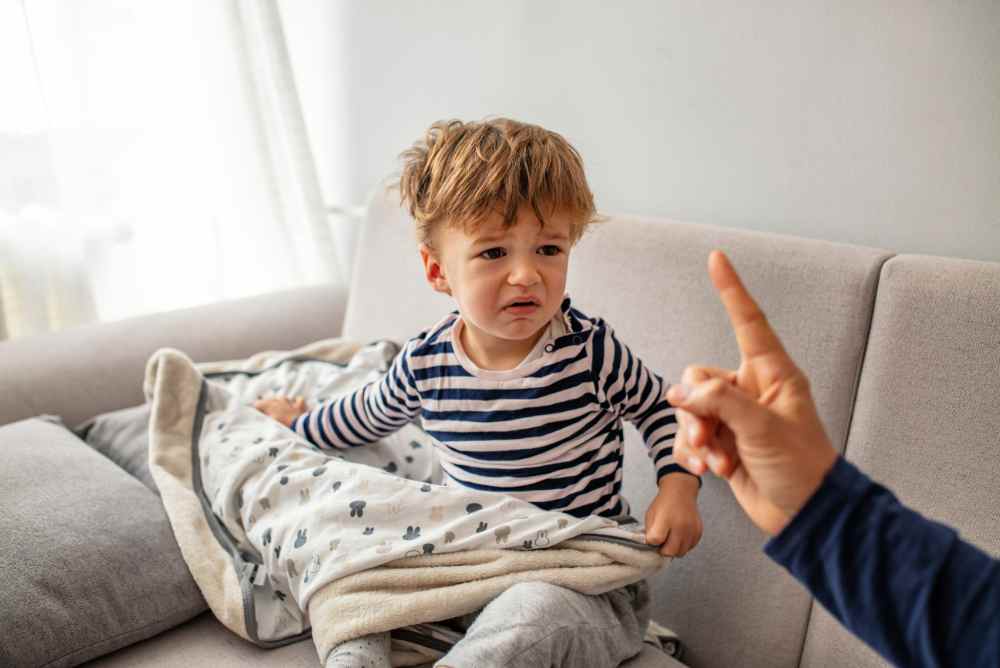 sgridare un bambino